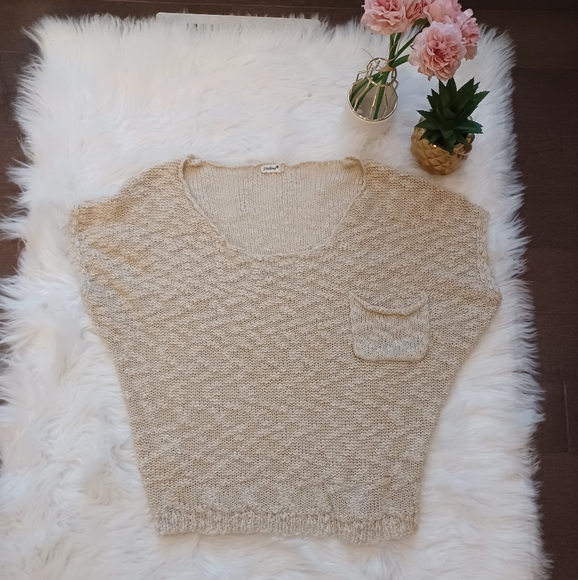 Wool knit top - Picture 2 of 7